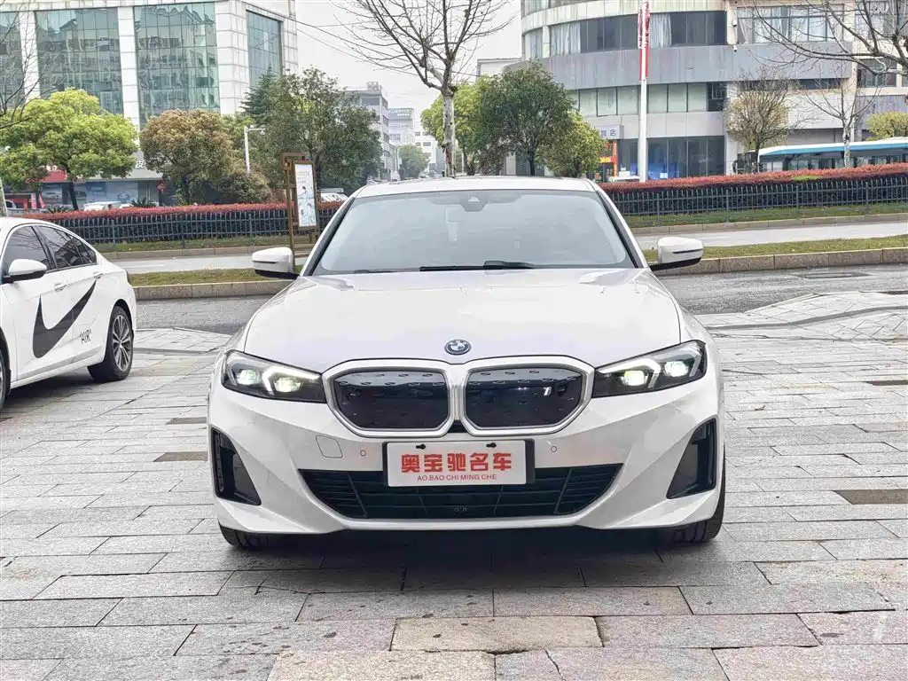 BMW i3 2023 — фото 2