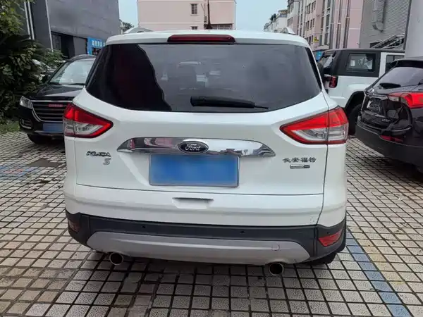 Ford Kuga 2014