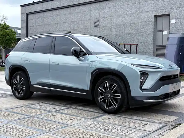 NIO ES6 2020