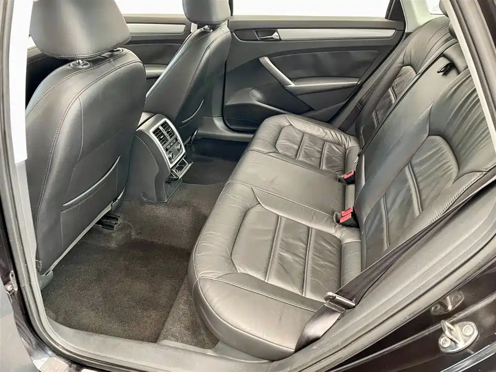 Volkswagen Passat 2013