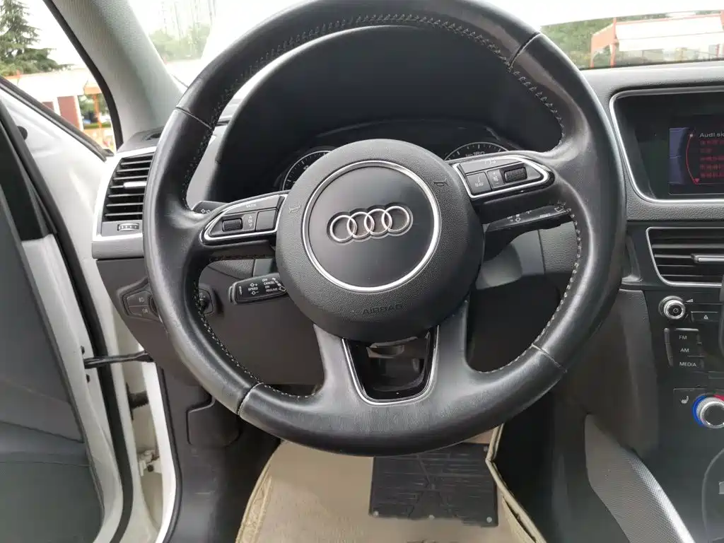 Audi Q5 2017 — фото 3