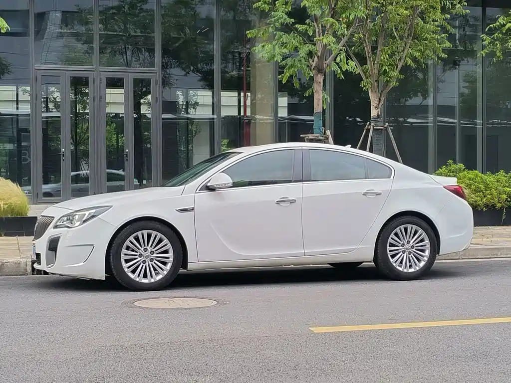Buick Regal 2014 — фото 10