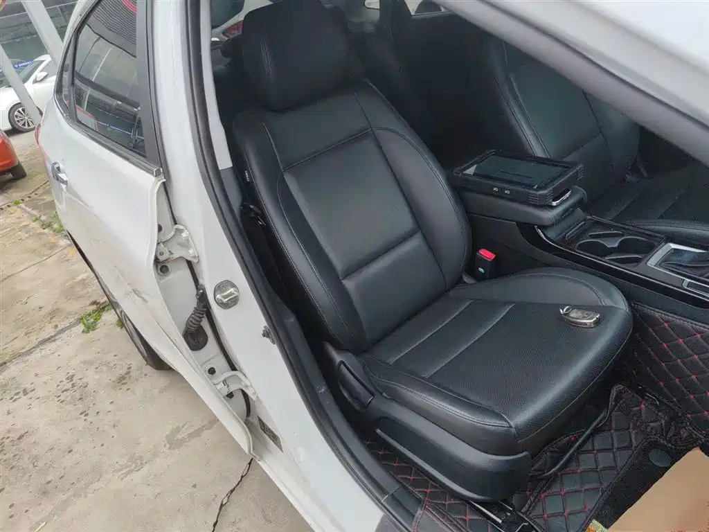 Hyundai Mistra 2015 — фото 25