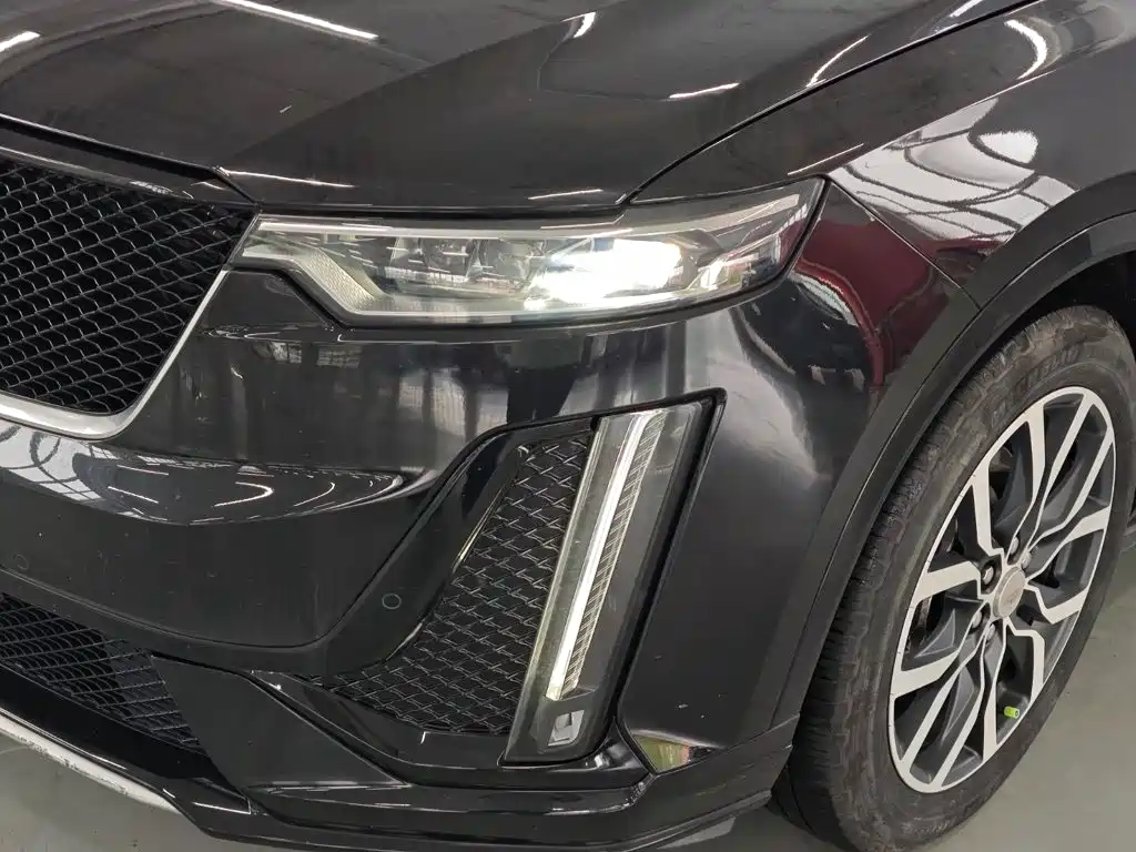 Cadillac XT6 2022 — фото 21