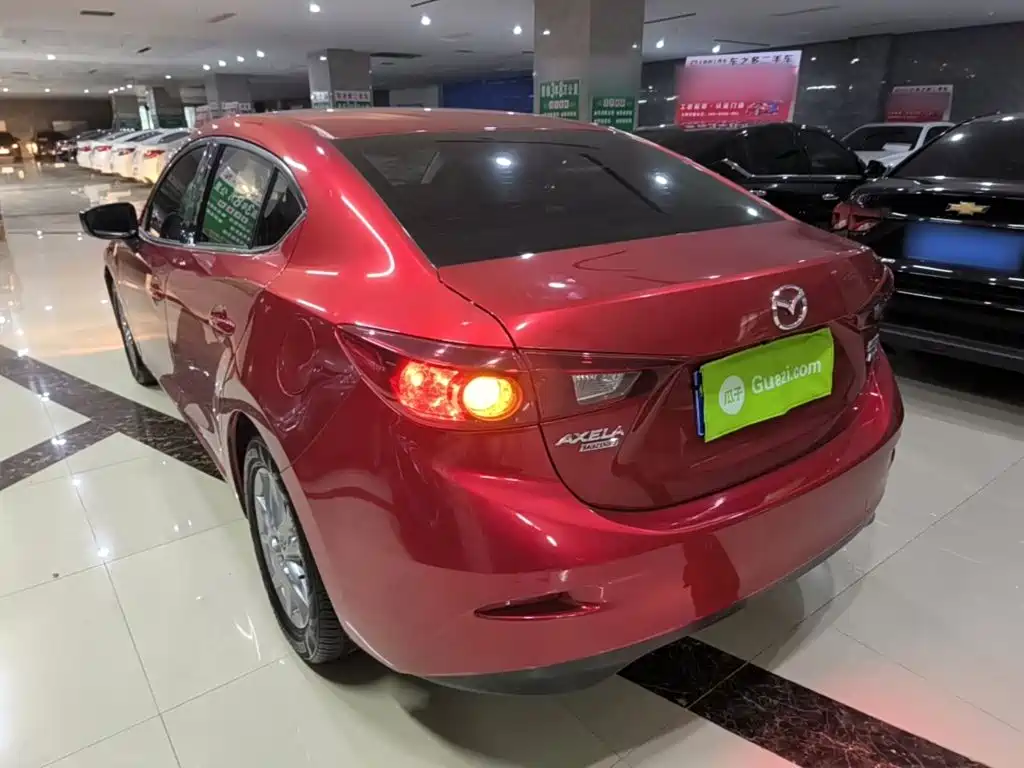 Mazda 3 Angkesela 2015