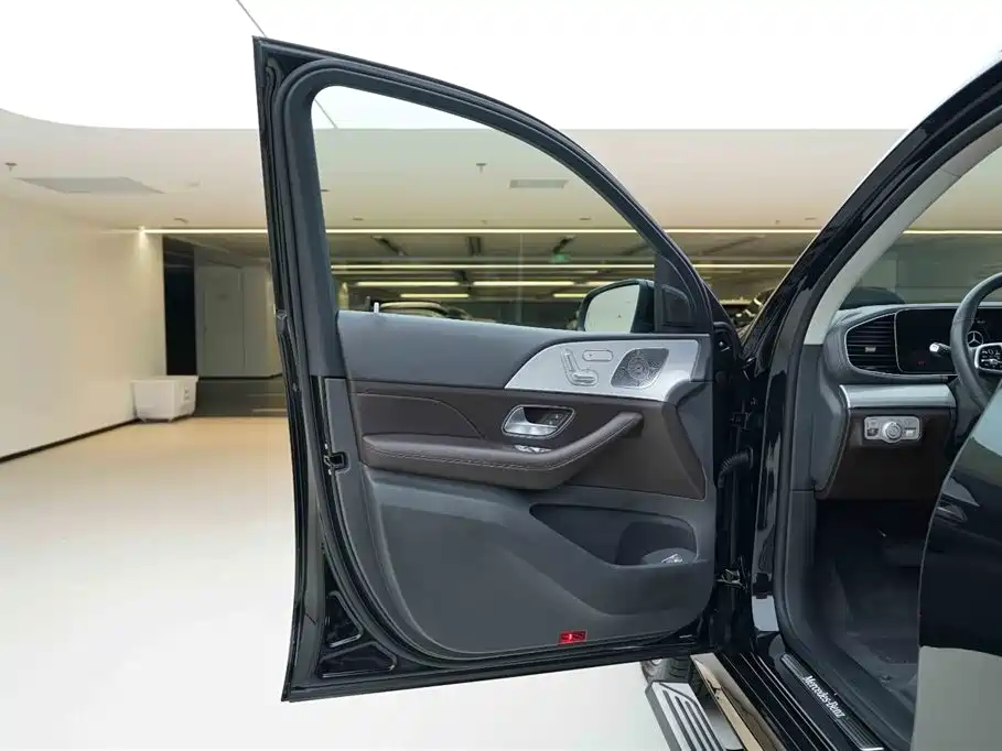 Mercedes-Benz GLE 2020 — фото 16