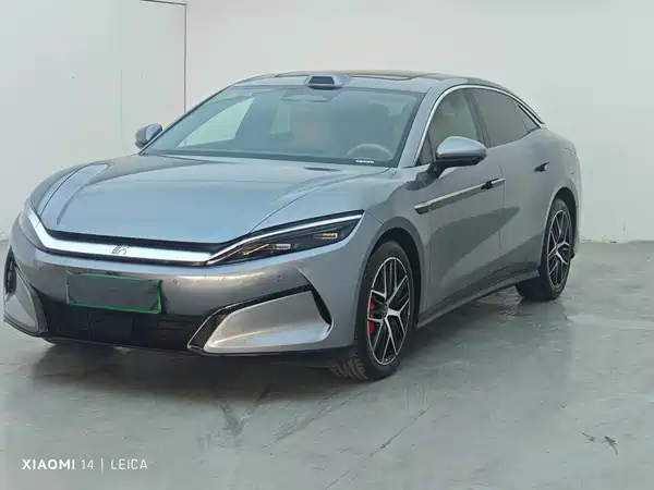 BYD Han L 2025
