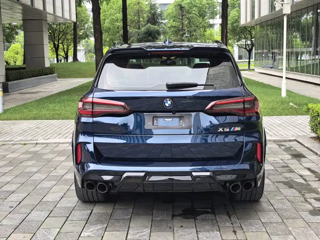 BMW X5 M 2022 — фото 37