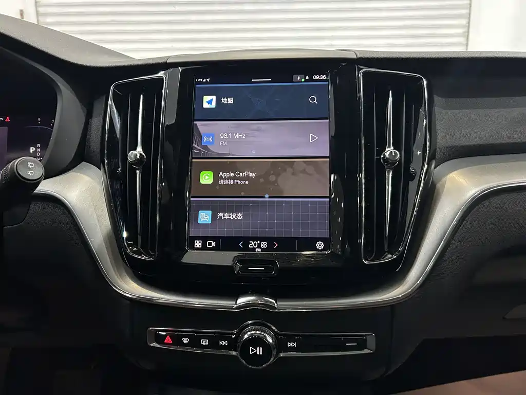 Volvo XC60 2021 — фото 14