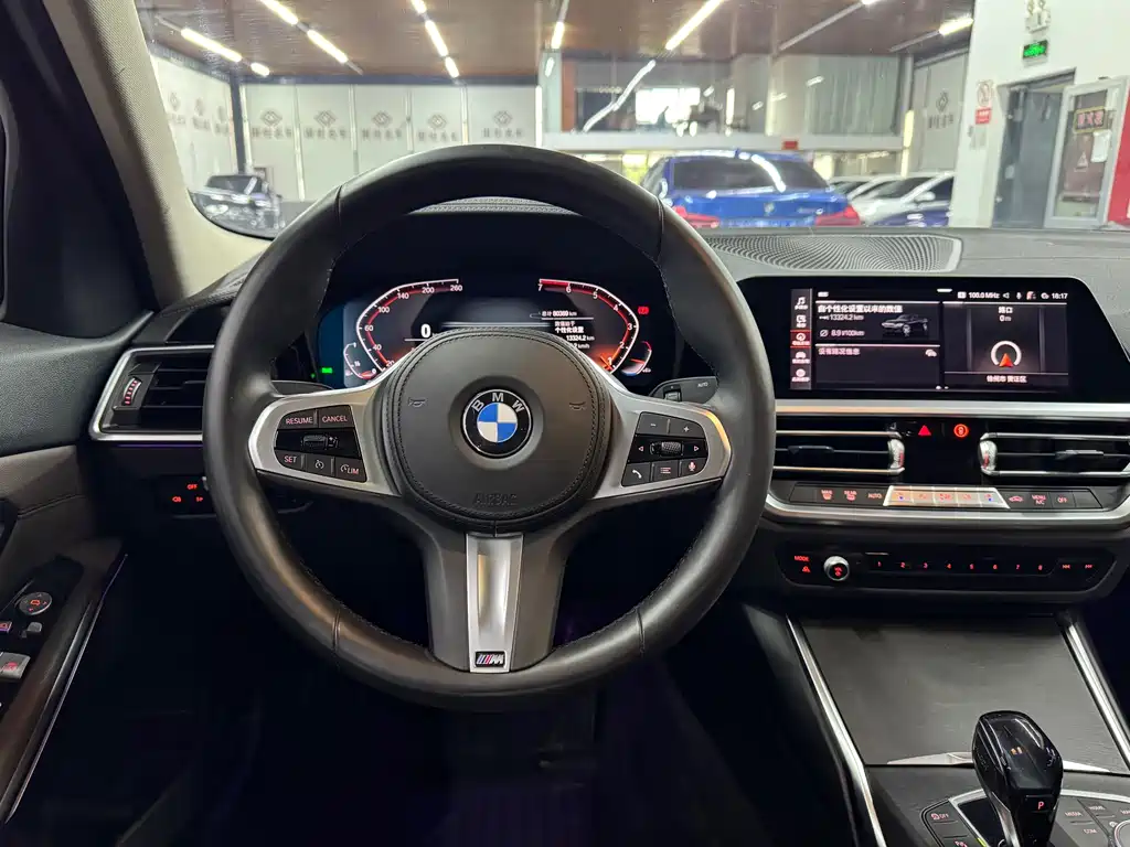 BMW 3 Series 2021 — фото 15