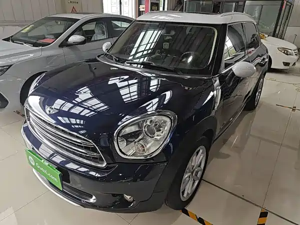MINI Countryman 2015