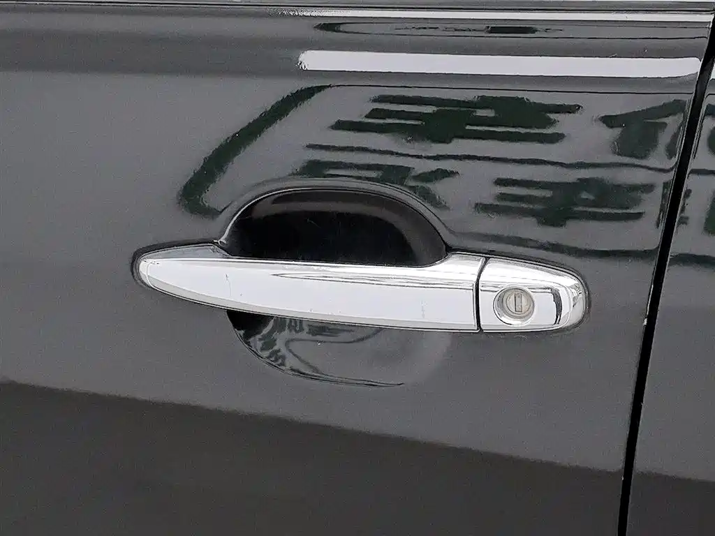 Toyota Camry 2013 — фото 18