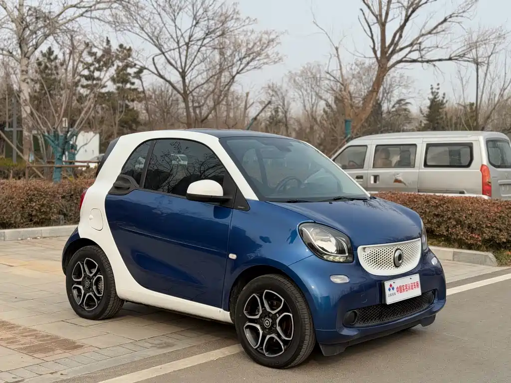 smart Fortwo 2020 — фото 3