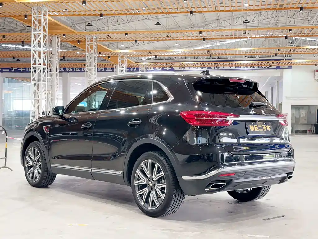 Hongqi HS5 2023