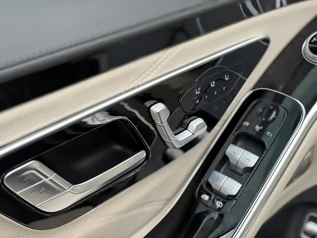 Mercedes-Benz Maybach S-Class 2024 — фото 12