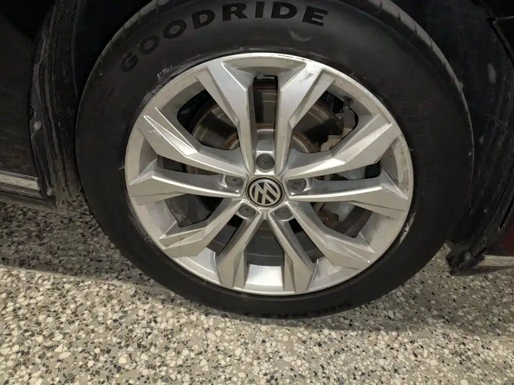 Volkswagen Magotan 2018 — фото 14