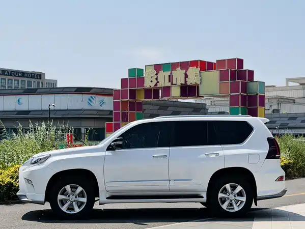 Lexus GX 2012