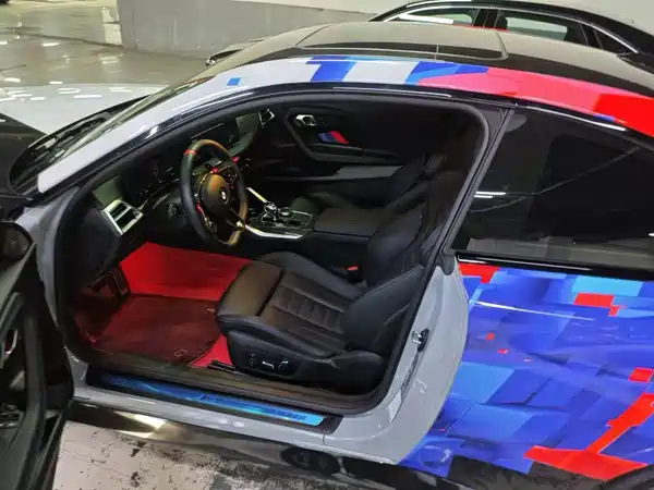 BMW M240i 2025