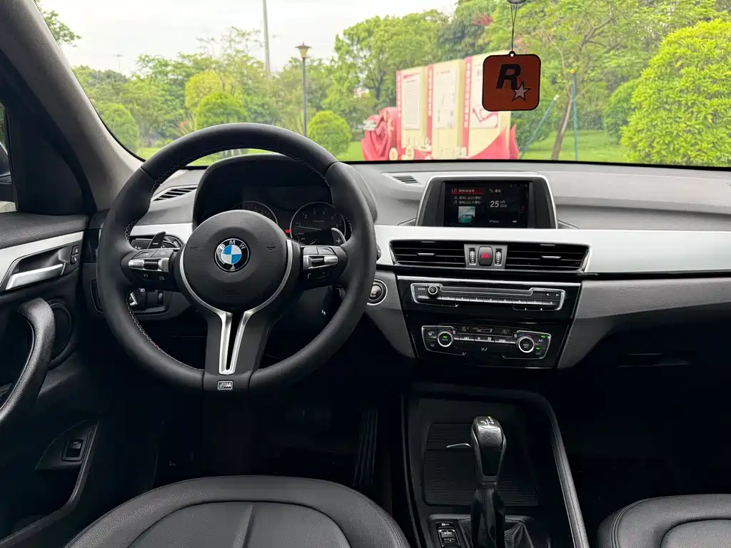 BMW X1 2018 — фото 10