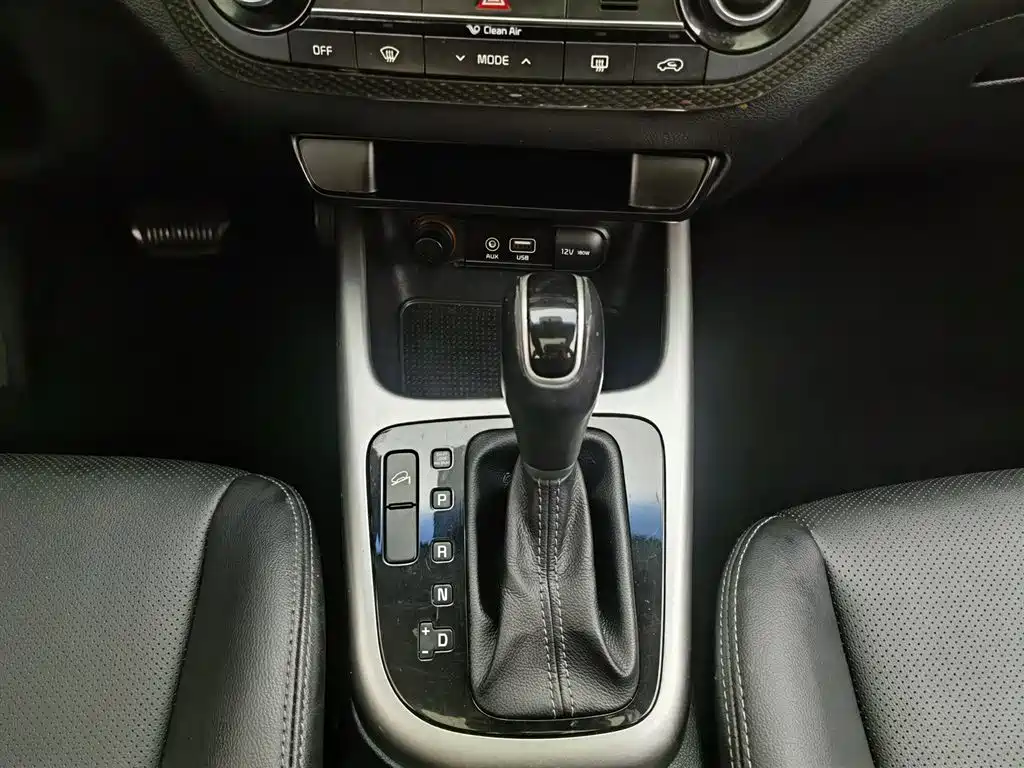 Kia KX3 2015 — фото 13