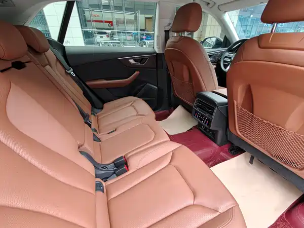 Audi Q8 2023
