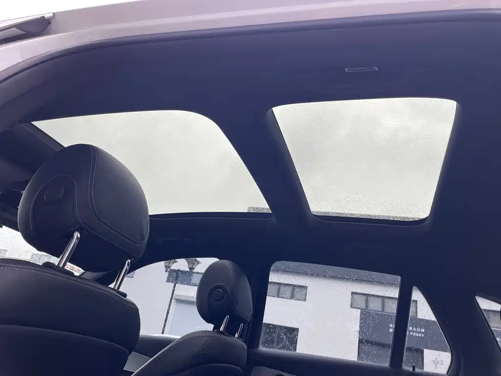 Mercedes-Benz GLC 2018 — фото 9