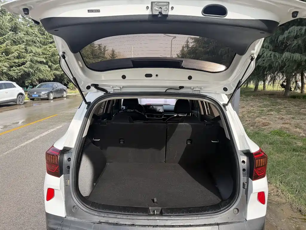 Kia KX3 2021 — фото 10