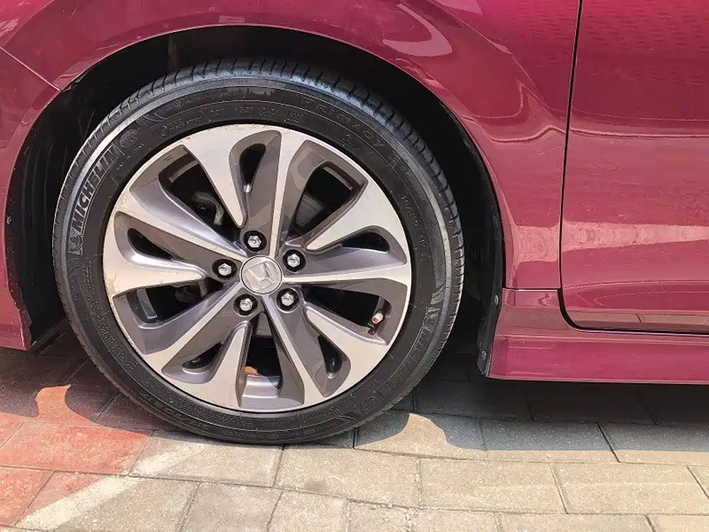 Honda Jade 2017 — фото 15