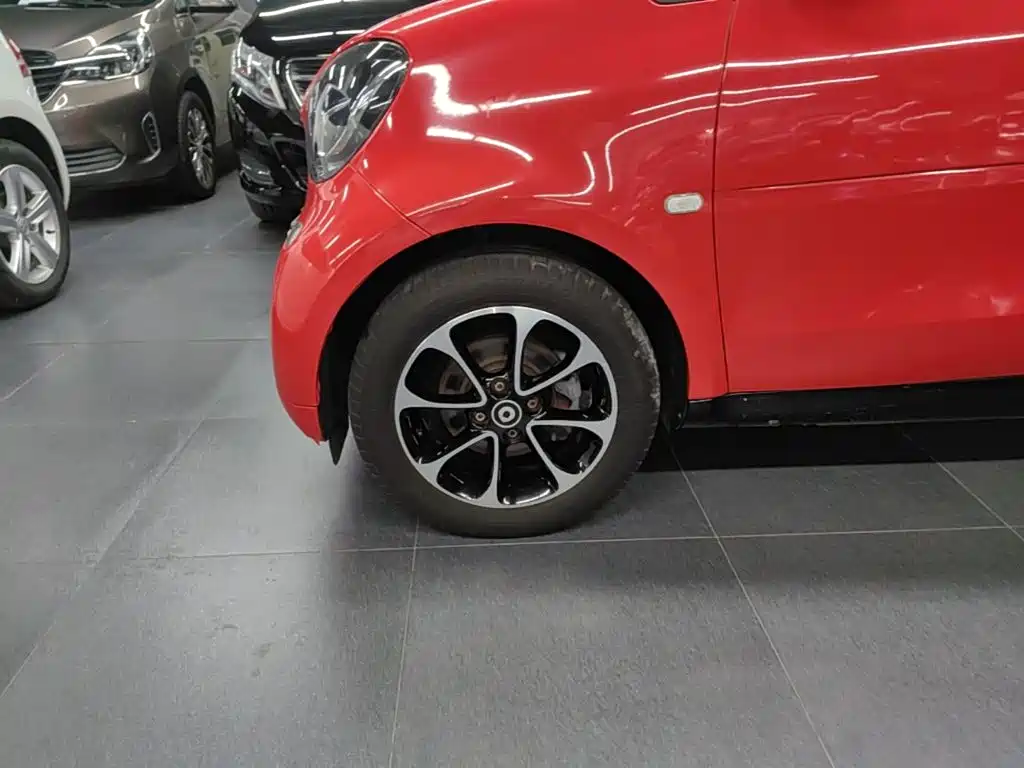 smart Fortwo 2015 — фото 23