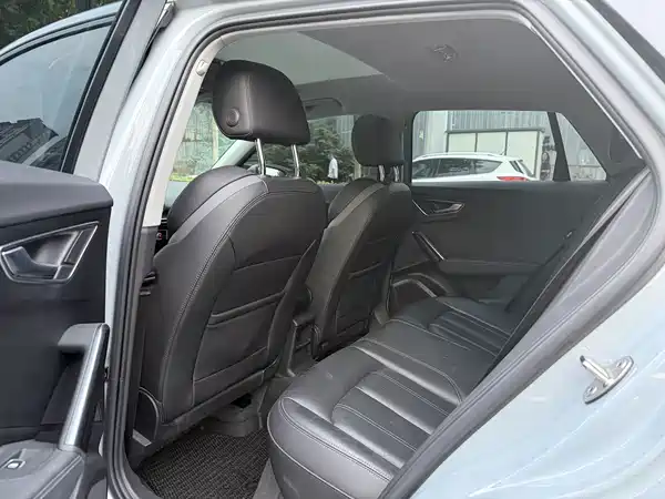 Audi Q2L 2022