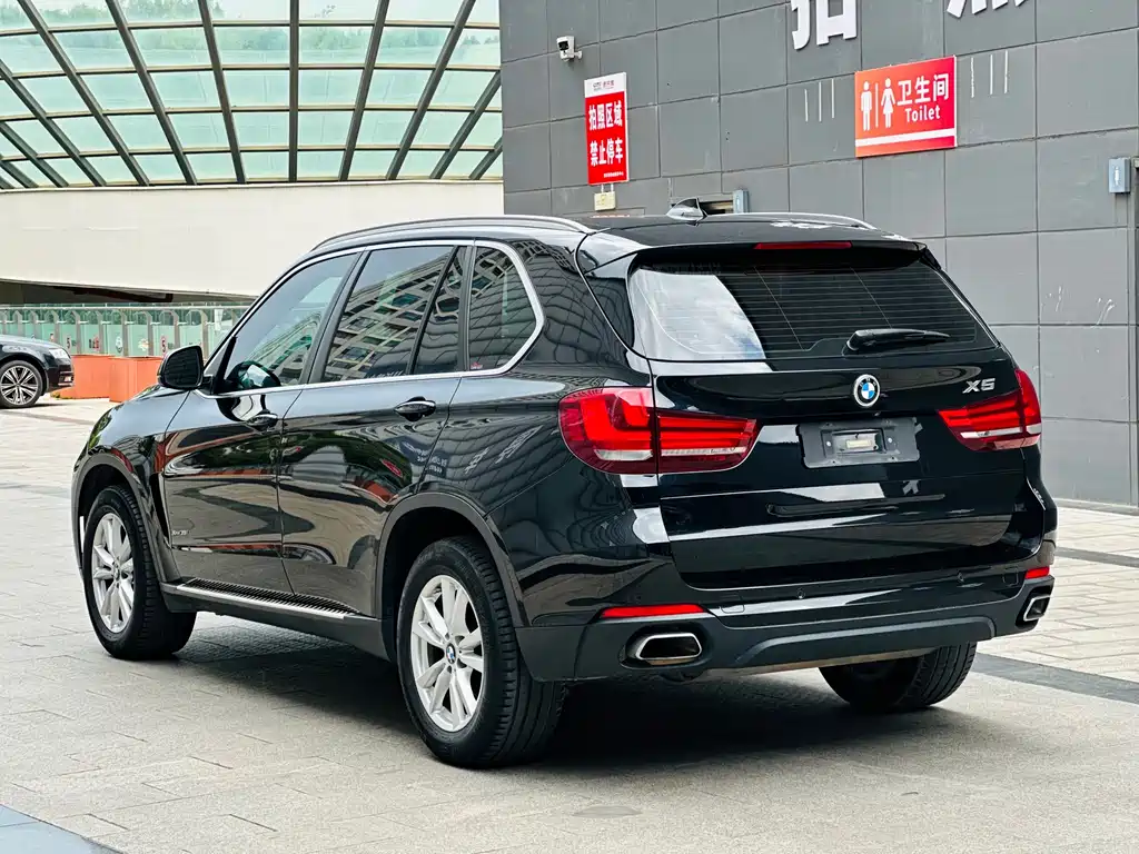 BMW X5 2019 — фото 11