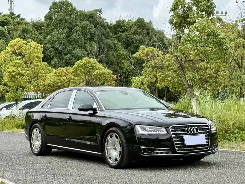 Audi A8 2013