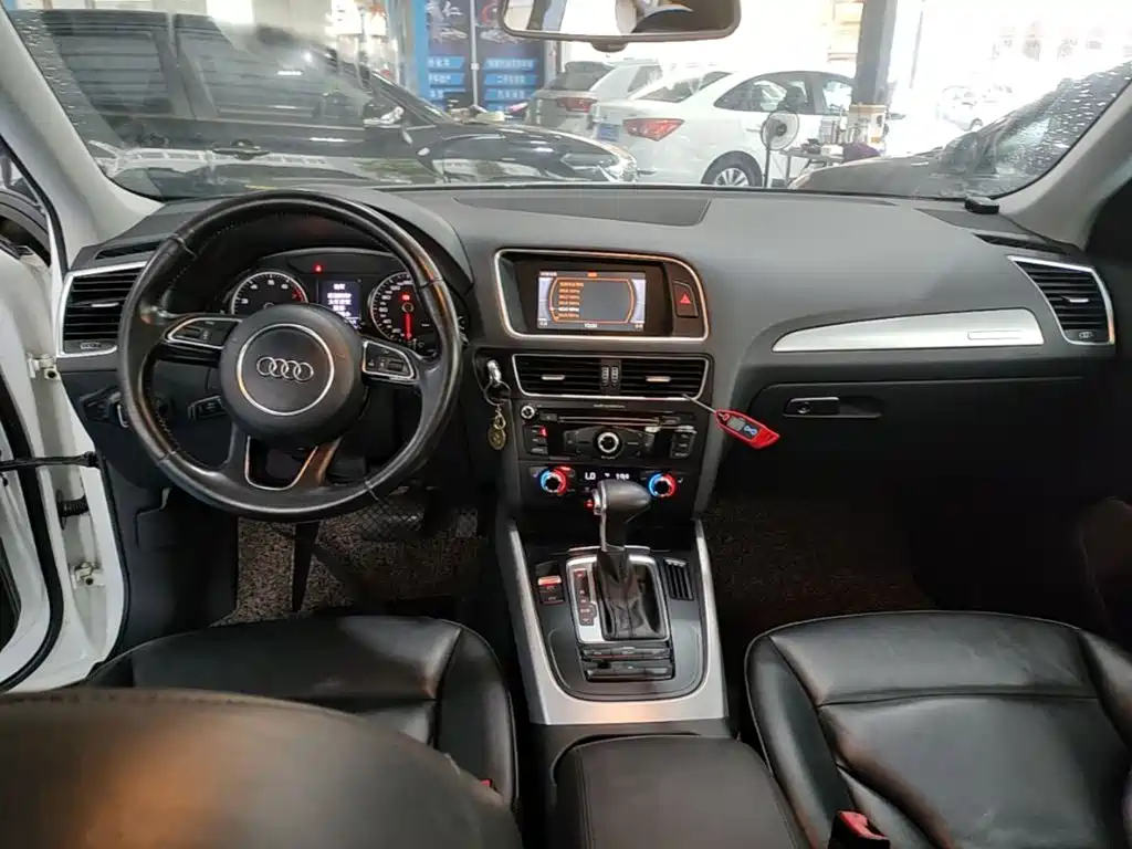 Audi Q5 2015 — фото 10