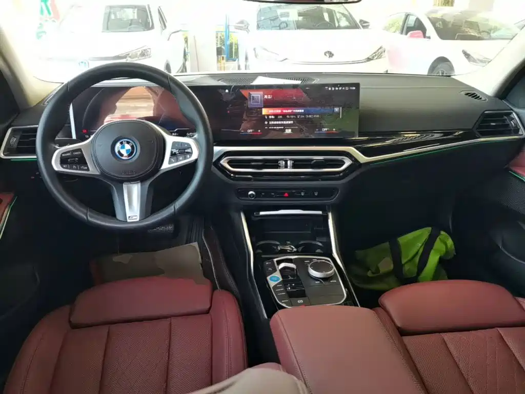 BMW i3 2023 — фото 10