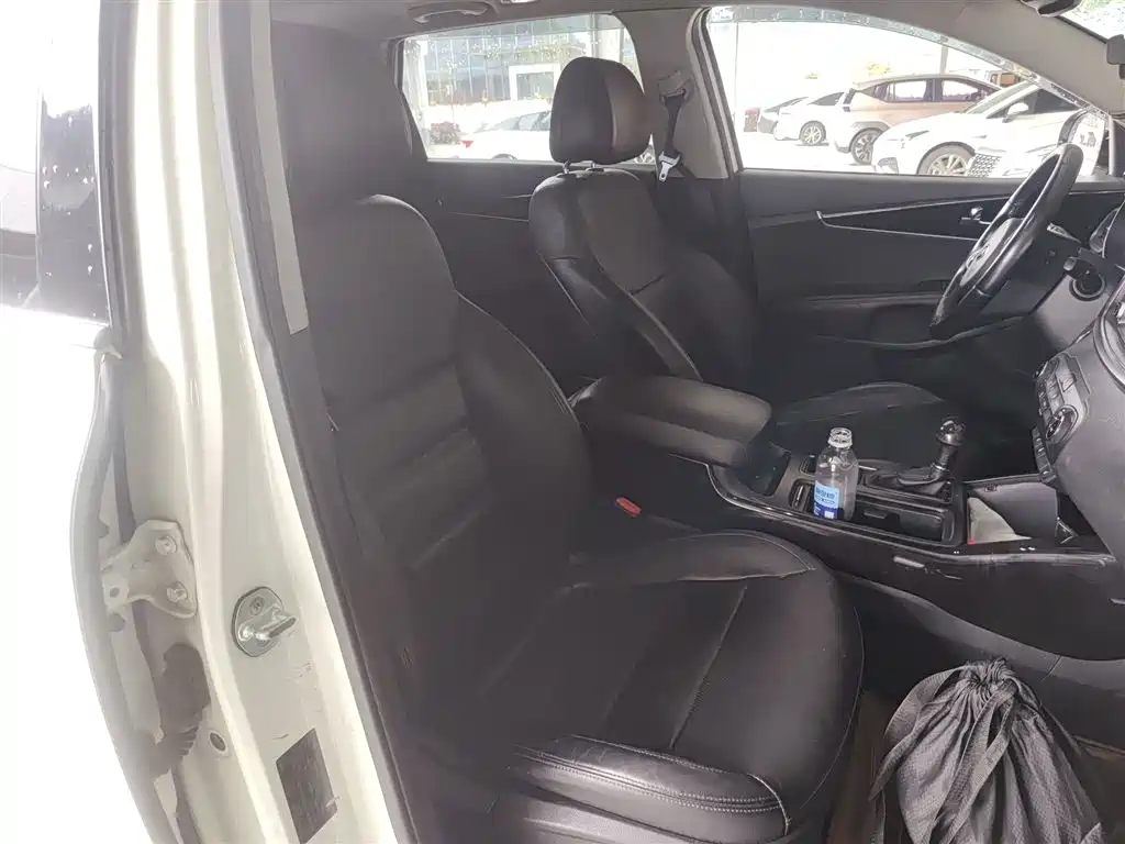 Kia Sorento 2015 — фото 20