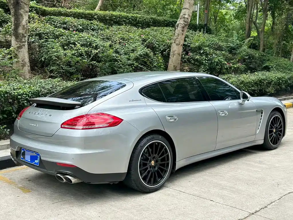 Porsche Panamera 2015 — фото 8