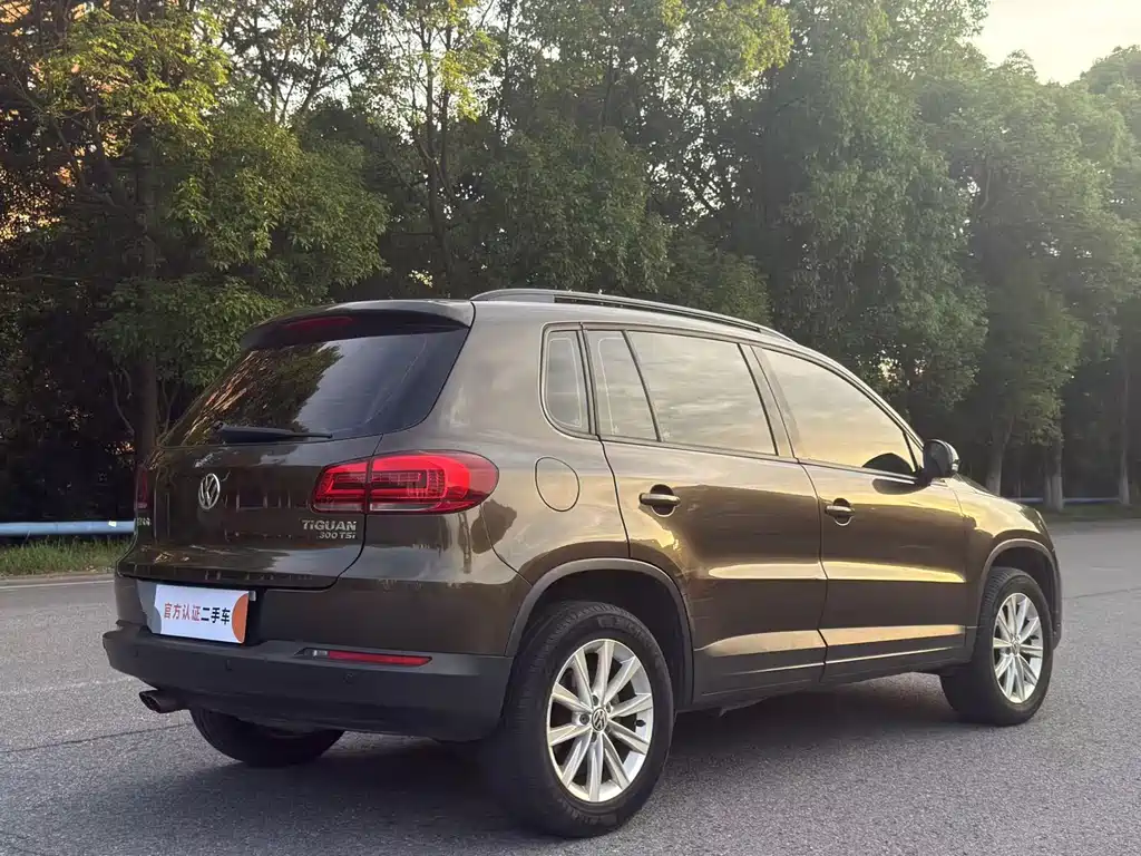 Volkswagen Tiguan 2017 — фото 8