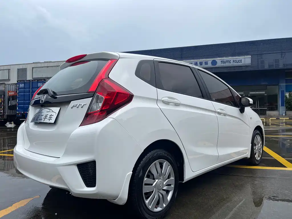 Honda Fit 2015
