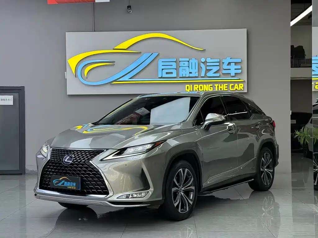 Lexus RX 2021