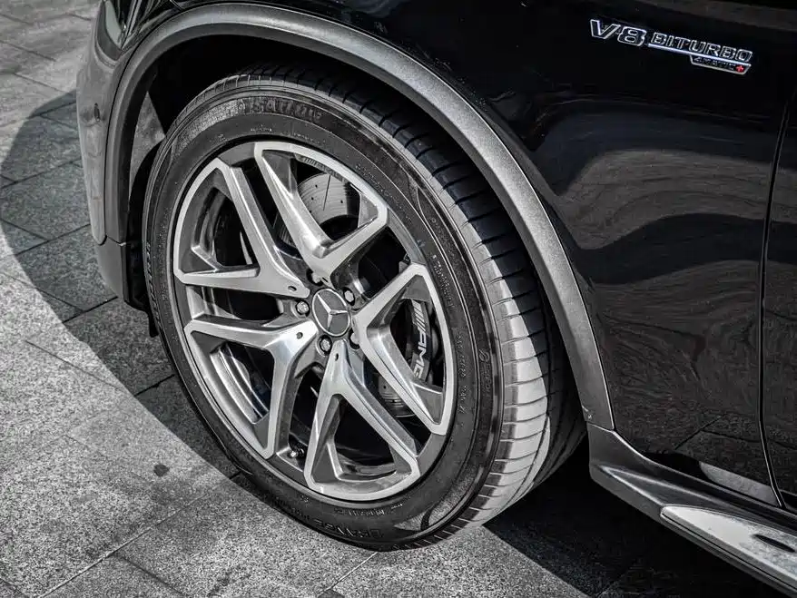 Mercedes-Benz GLC AMG 2019 — фото 11