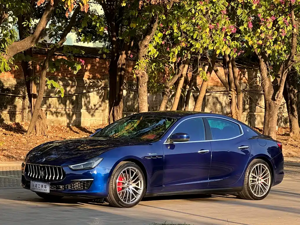 Maserati Ghibli 2018 — фото 1