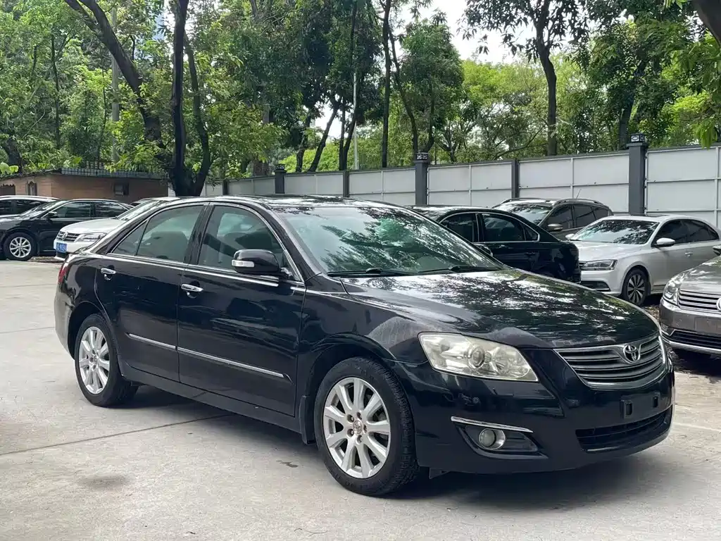 Toyota Camry 2008 — фото 3
