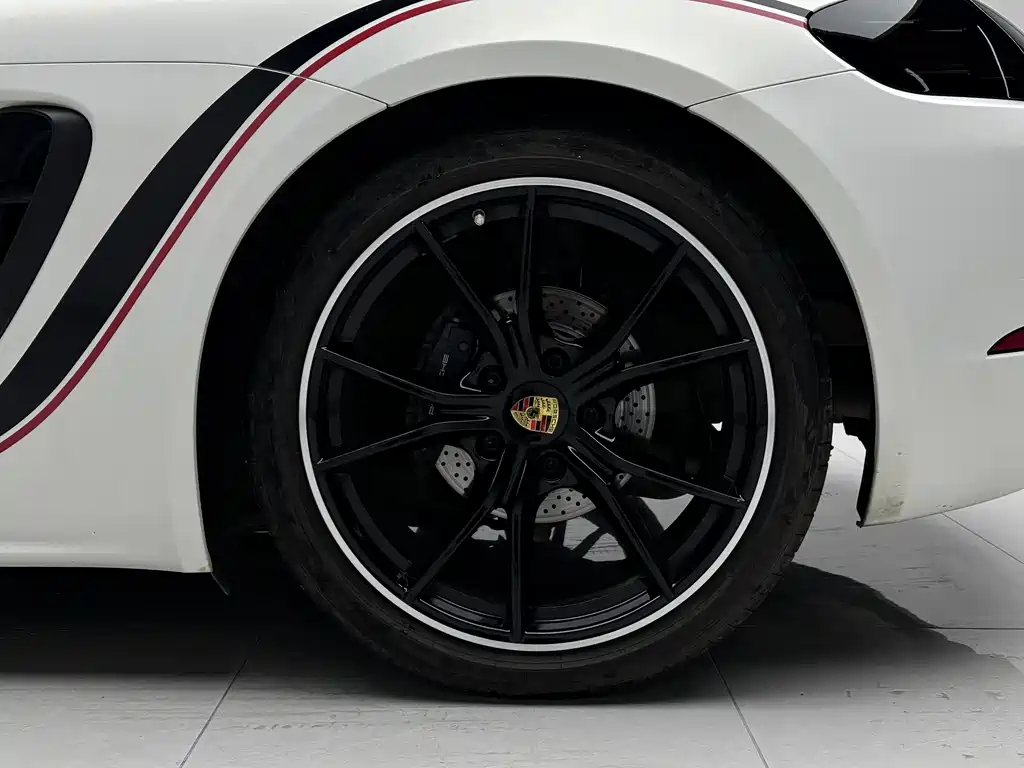 Porsche 718 2021 — фото 15