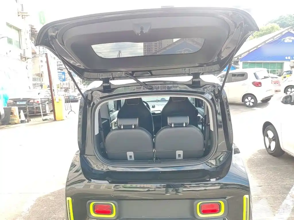 Baojun KiWi EV 2022 — фото 19