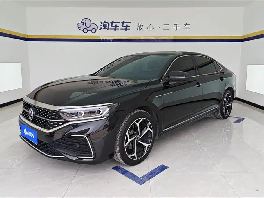 Volkswagen Passat 2023