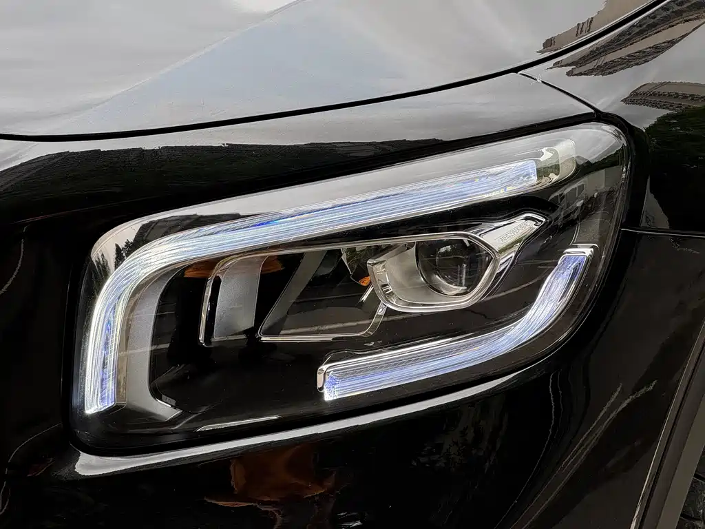 Mercedes-Benz GLB 2022