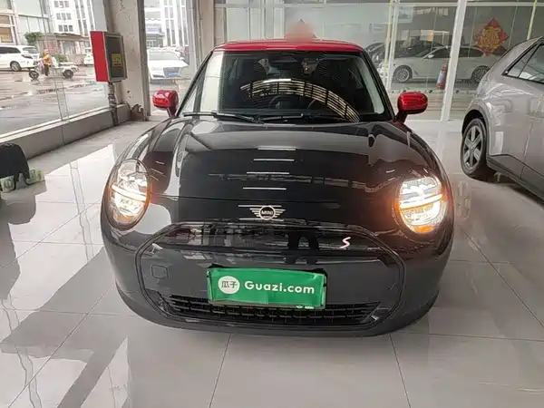 MINI Cooper 2025