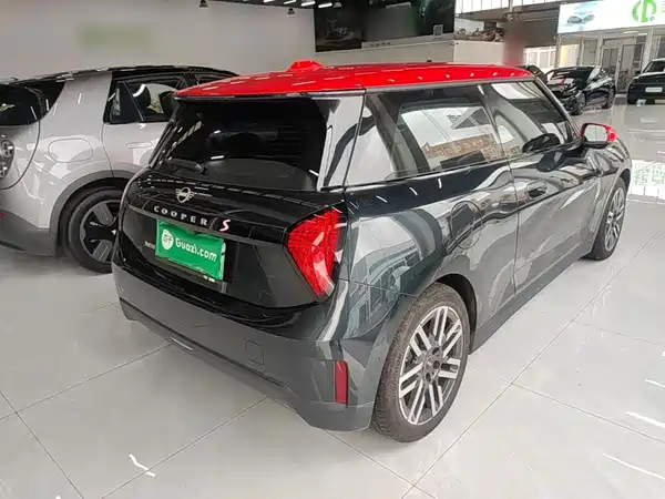MINI Cooper 2025