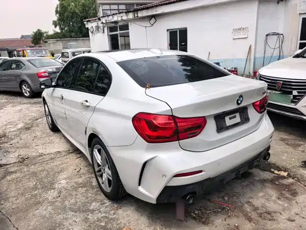 BMW 1 Series 2021