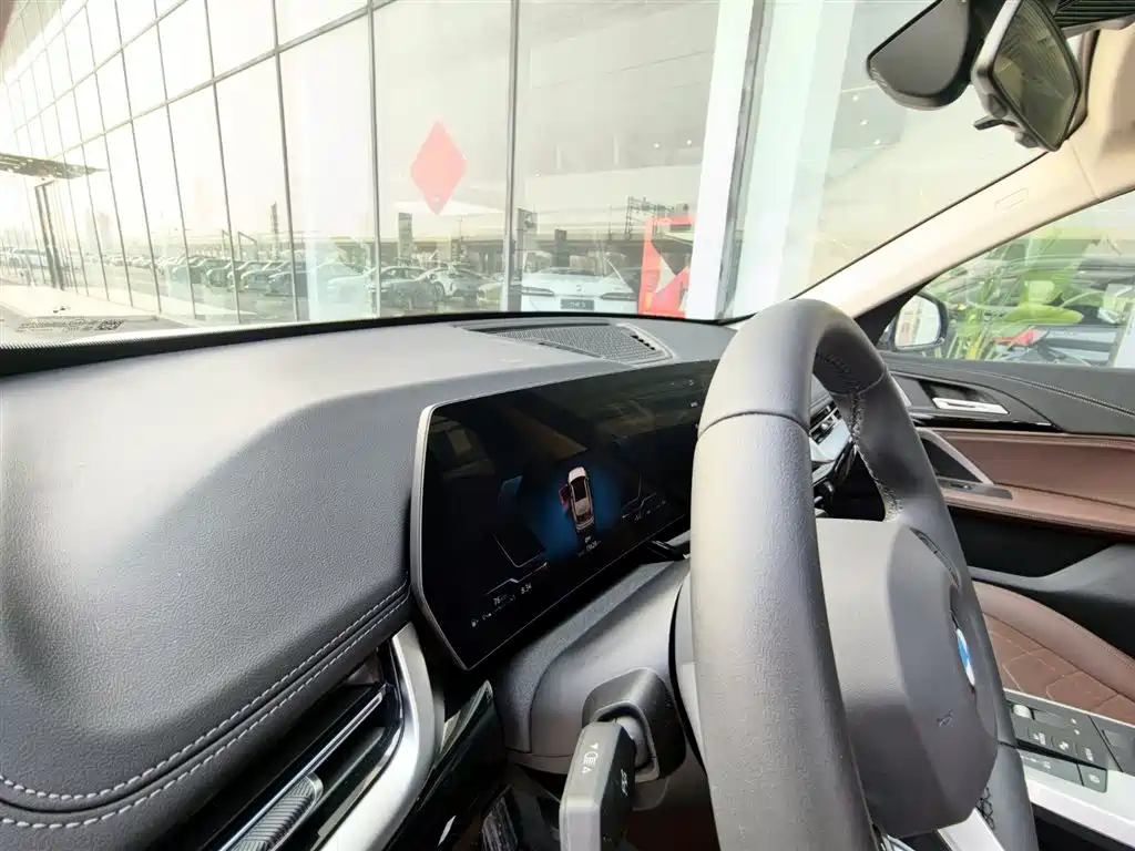 BMW X1 2025 — фото 12